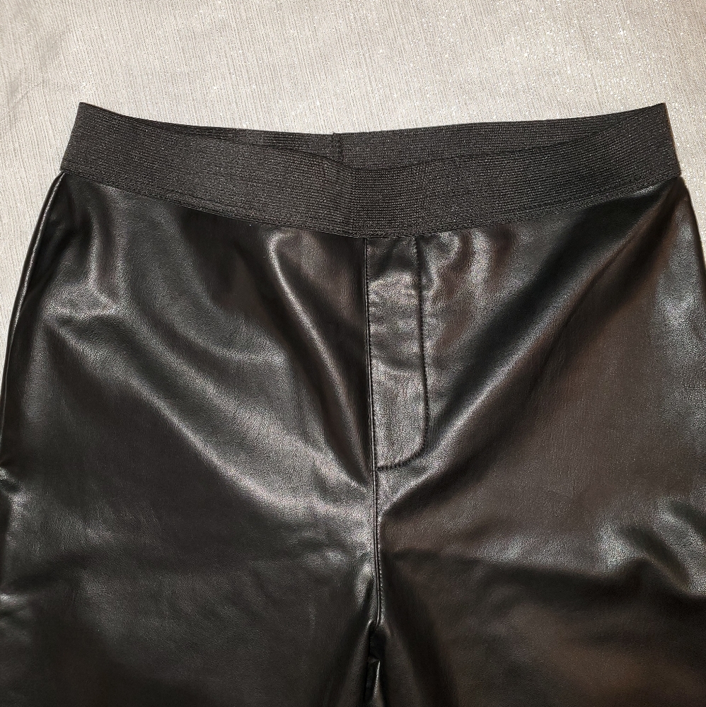 Faux leather leggings